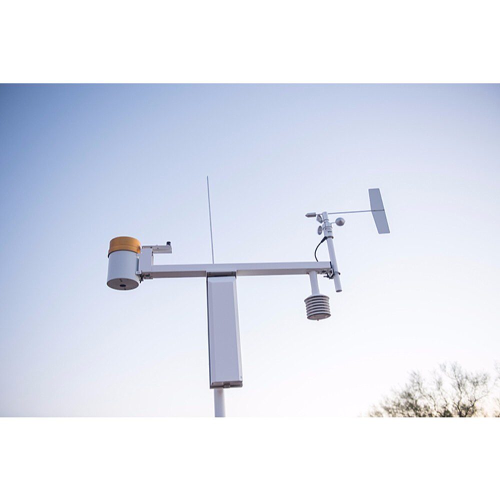 WS Pro 2 weather station at Desert Highlands course